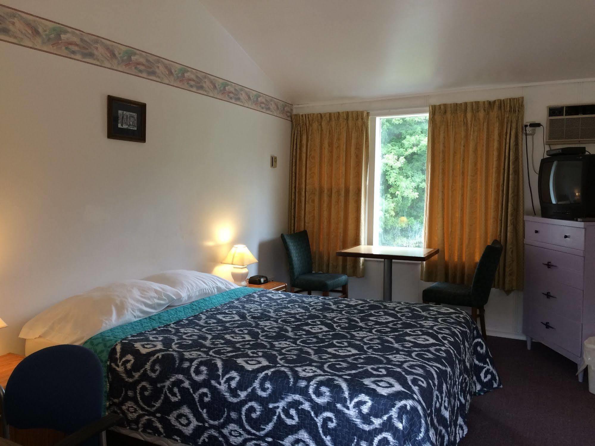 Apsley Inn And Restaurnt Екстериор снимка